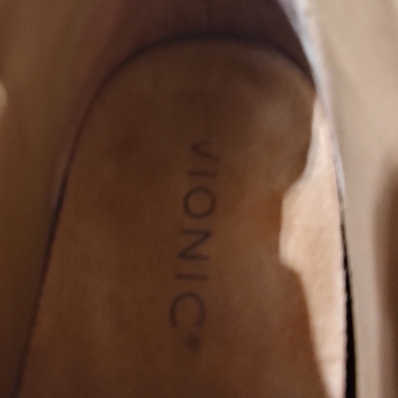 Vionic Leather Cecily Ankle Boots - Picture 11 of 15